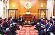 Vietnam, China strengthen solidarity, friendship